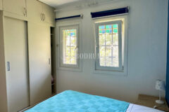 Deniz manzaralı ve çatı teraslı daire