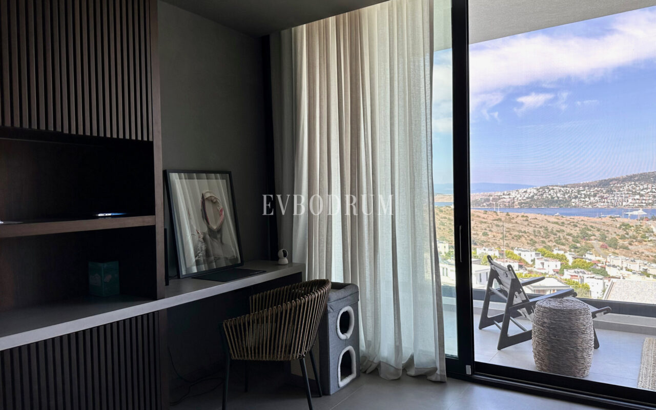 Gündoğan’da manzaralı, havuzlu lüks villa