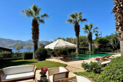 Denize 50 Metrelik Mesafede Kiralık Lüks Villa