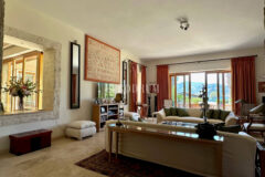 Denize 50 Metrelik Mesafede Kiralık Lüks Villa