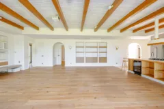 Bodrum Merkez’de Geniş Bahçeli, Deniz Manzaralı Tek Katlı Villa