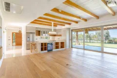 Bodrum Merkez’de Geniş Bahçeli, Deniz Manzaralı Tek Katlı Villa