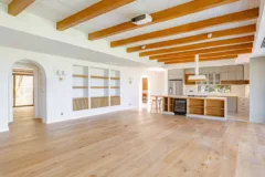 Bodrum Merkez’de Geniş Bahçeli, Deniz Manzaralı Tek Katlı Villa