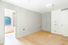 Bodrum Merkez’de Geniş Bahçeli, Deniz Manzaralı Tek Katlı Villa