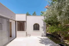 Bodrum Merkez’de Geniş Bahçeli, Deniz Manzaralı Tek Katlı Villa