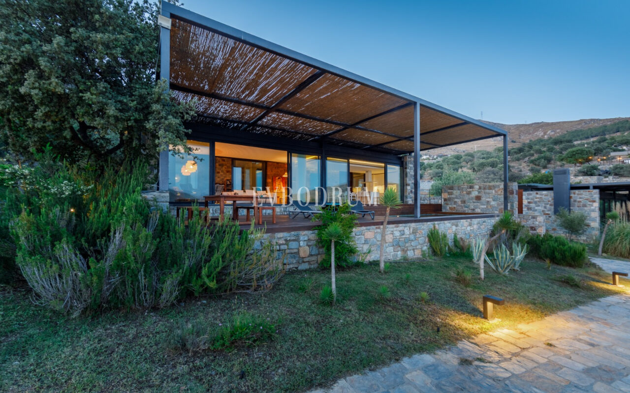 Ödüllü Mimar Tarafından Tasarlanmış Çağdaş Villa