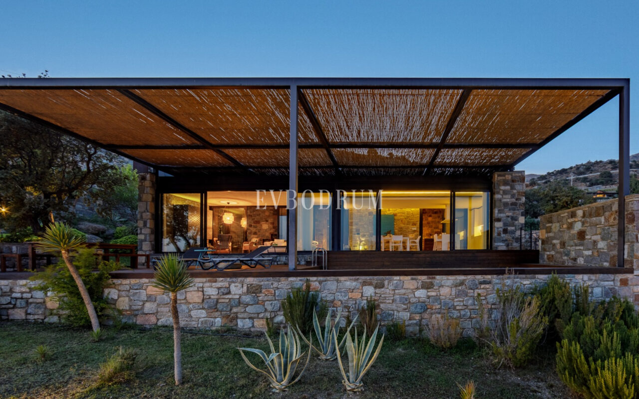 Ödüllü Mimar Tarafından Tasarlanmış Çağdaş Villa