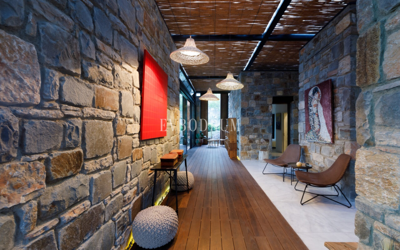 Ödüllü Mimar Tarafından Tasarlanmış Çağdaş Villa