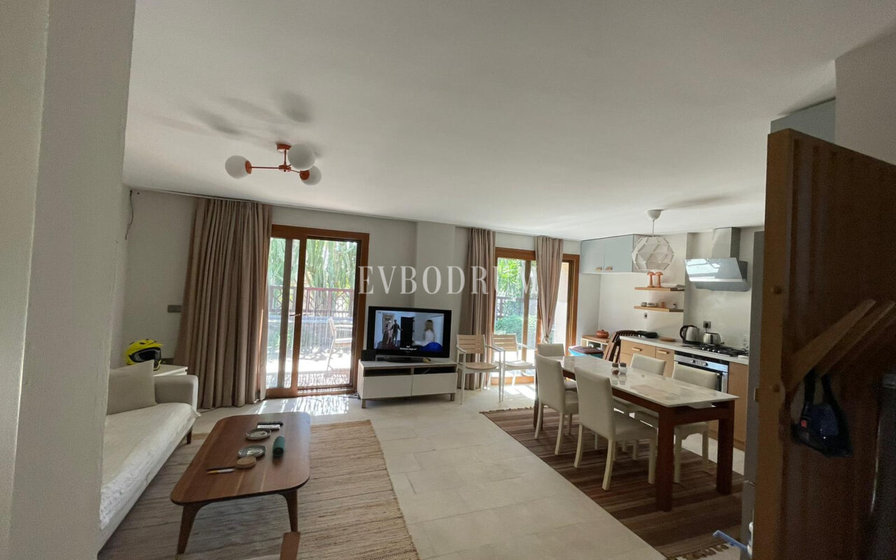 Yalıkavak, Küdür’de kullanışlı, müstakil ev