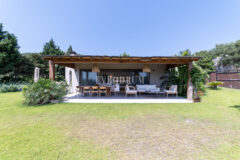 Bodrum Merkez’de Geniş Bahçeli, Deniz Manzaralı Tek Katlı Villa