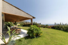 Bodrum Merkez’de Geniş Bahçeli, Deniz Manzaralı Tek Katlı Villa