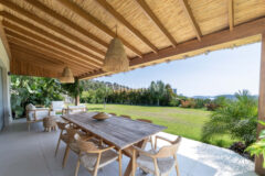 Bodrum Merkez’de Geniş Bahçeli, Deniz Manzaralı Tek Katlı Villa