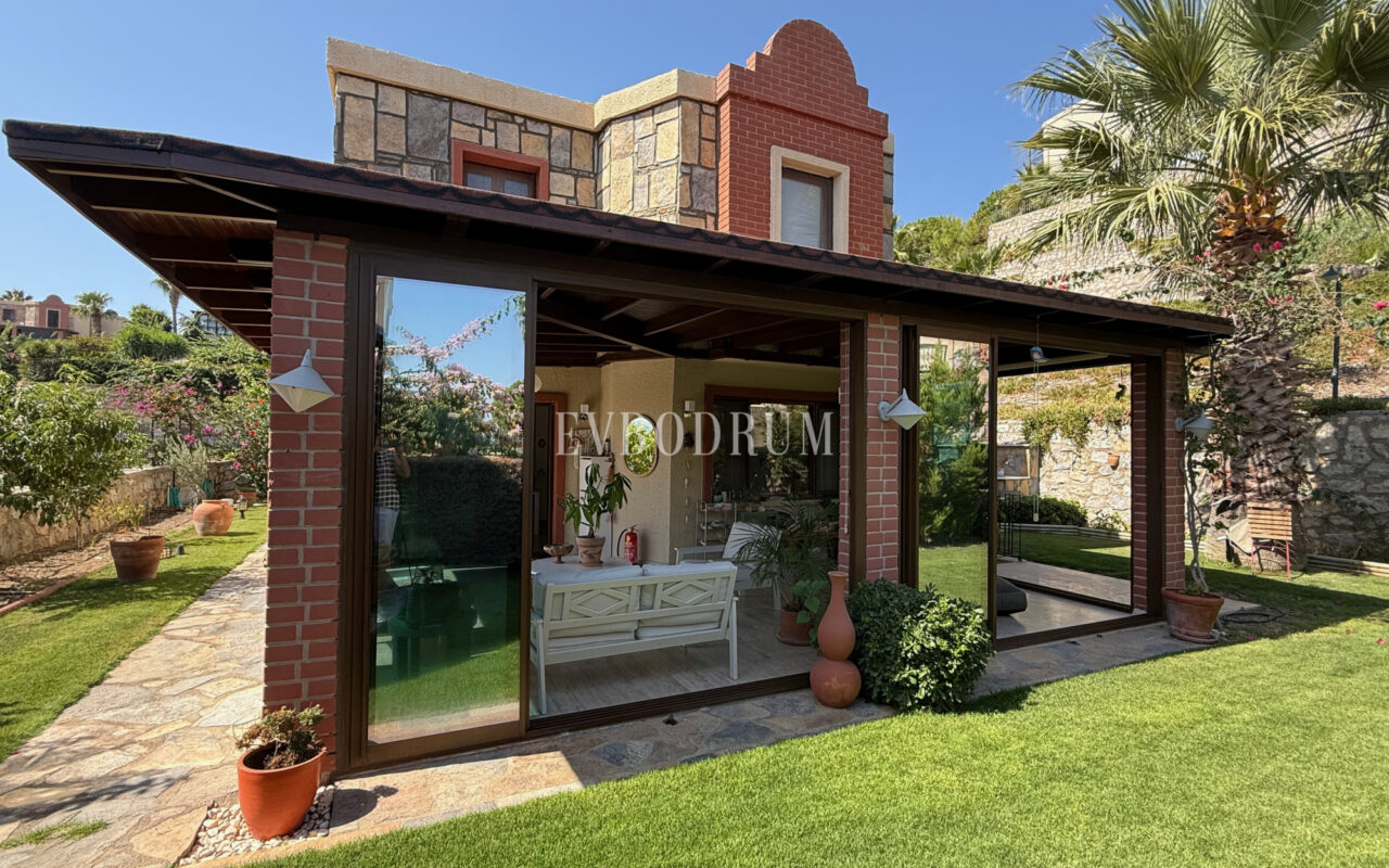 Çamlı Konakları, Gündoğan’da Doğa Manzaralı Geniş Ev