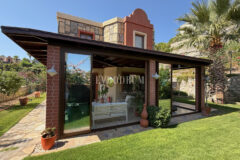 Çamlı Konakları, Gündoğan’da Doğa Manzaralı Geniş Ev