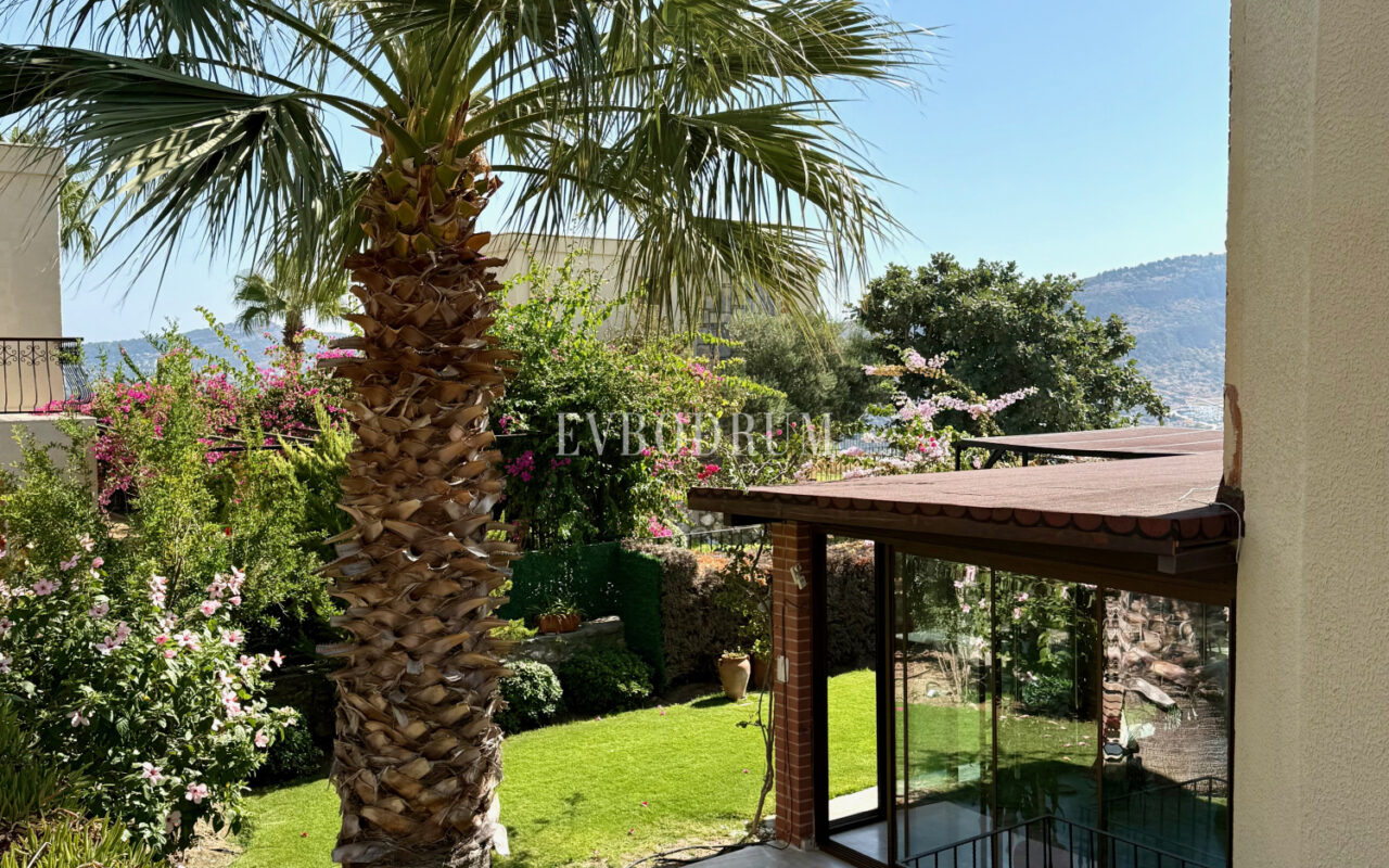 Çamlı Konakları, Gündoğan’da Doğa Manzaralı Geniş Ev