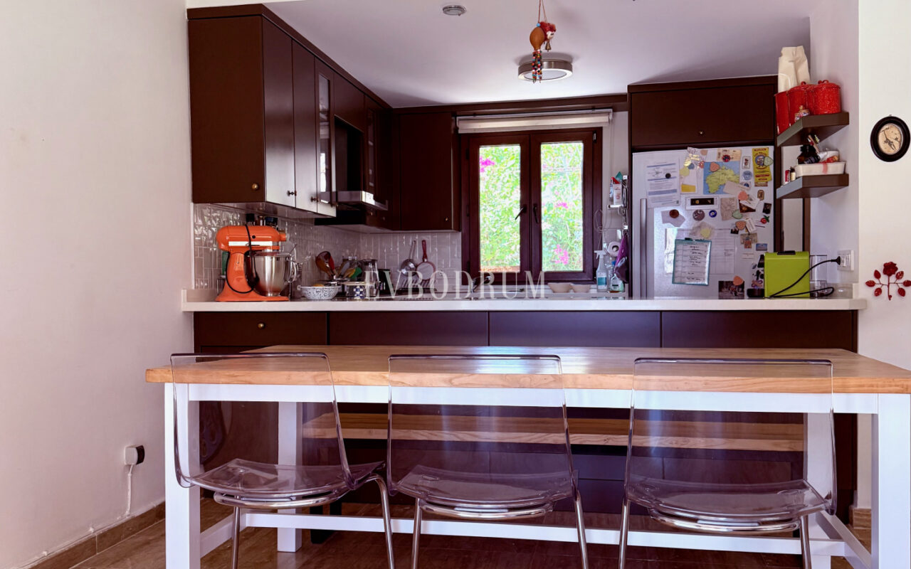 Çamlı Konakları, Gündoğan’da Doğa Manzaralı Geniş Ev