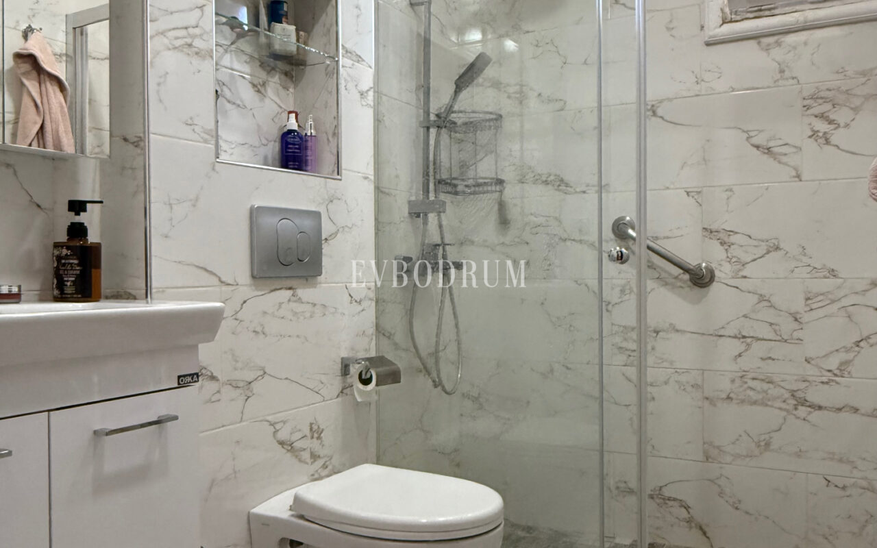 Çamlı Konakları, Gündoğan’da Doğa Manzaralı Geniş Ev