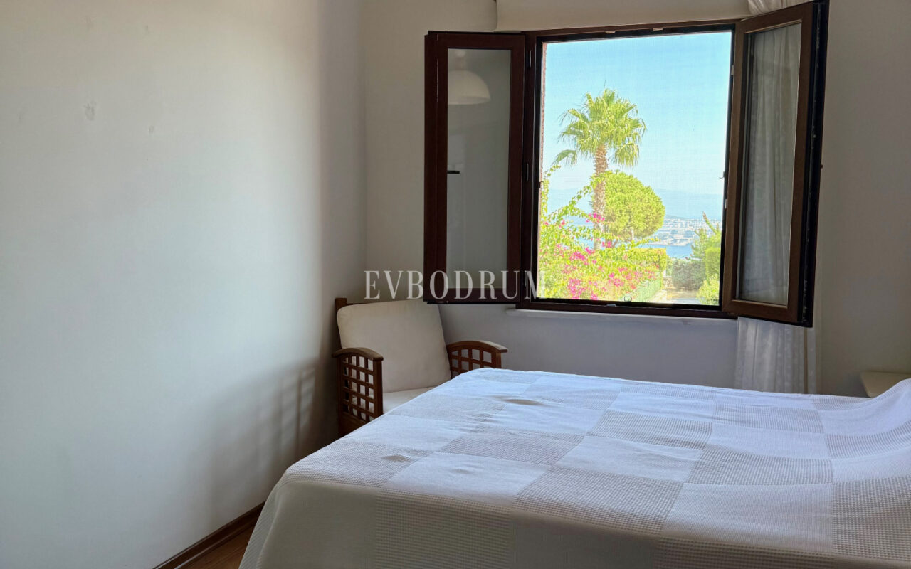 Çamlı Konakları, Gündoğan’da Doğa Manzaralı Geniş Ev