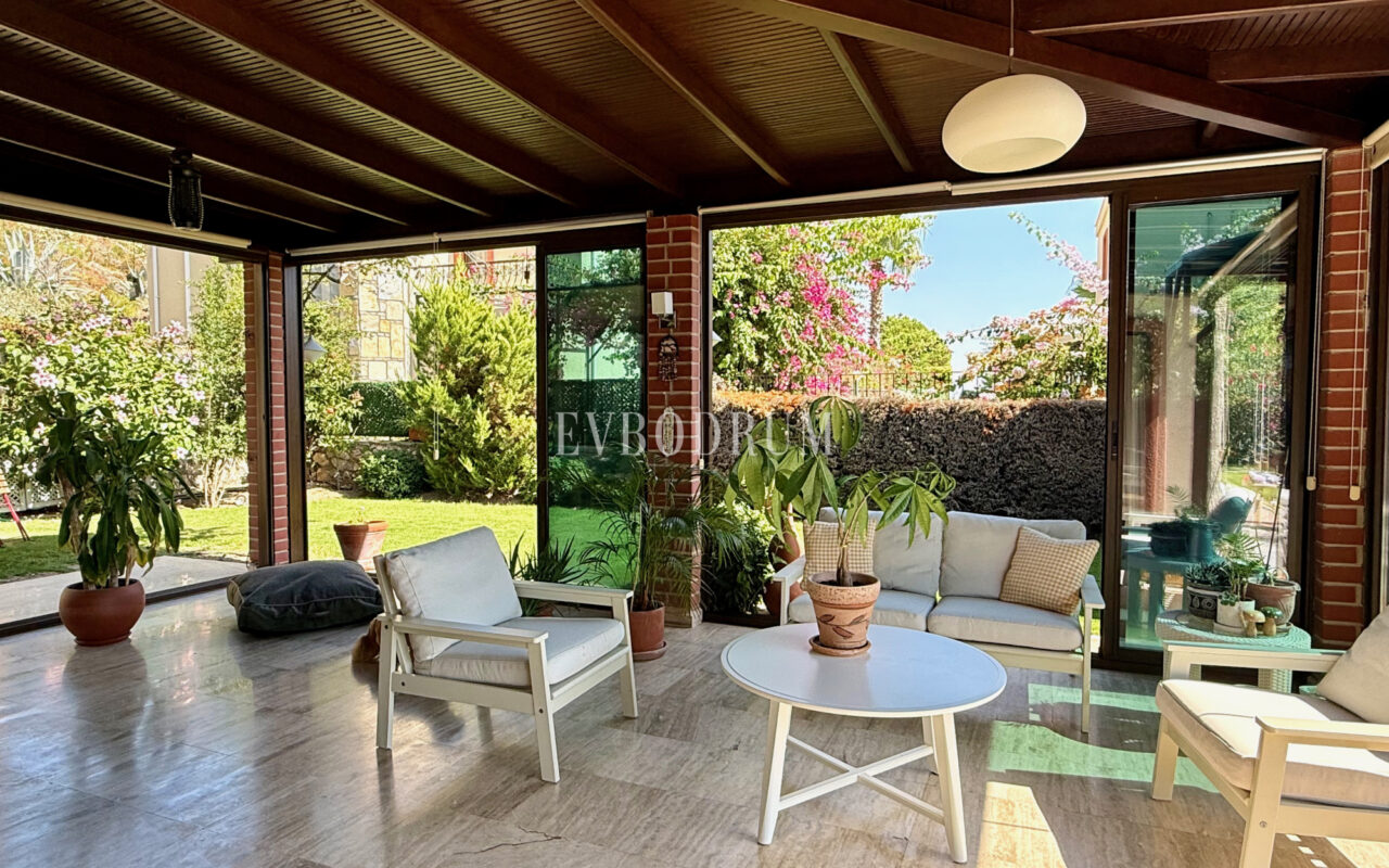 Çamlı Konakları, Gündoğan’da Doğa Manzaralı Geniş Ev