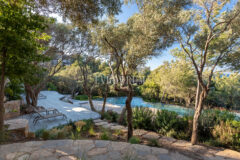 Muhteşem Manzaralı ve Plaja Erişimli Şık Daire