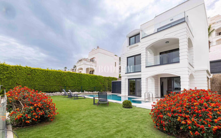 Tamamen yenilenmiş özel havuzlu ve deniz manzaralı müstakil ev – Completely Renovated Detached House With Private Pool 6835B1Ebf38Ab