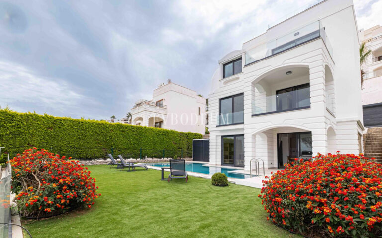 Tamamen yenilenmiş özel havuzlu ve deniz manzaralı müstakil ev – Completely Renovated Detached House With Private Pool 6835B1Ebf38Ab