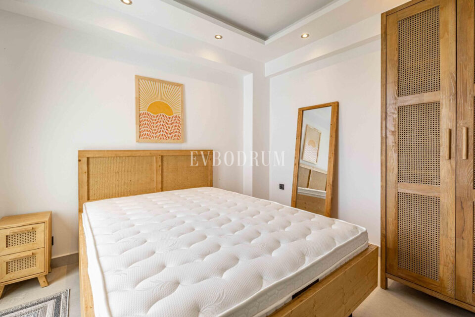 Tamamen yenilenmiş özel havuzlu ve deniz manzaralı müstakil ev – Completely Renovated Detached House With Private Pool 6835B2055A66C