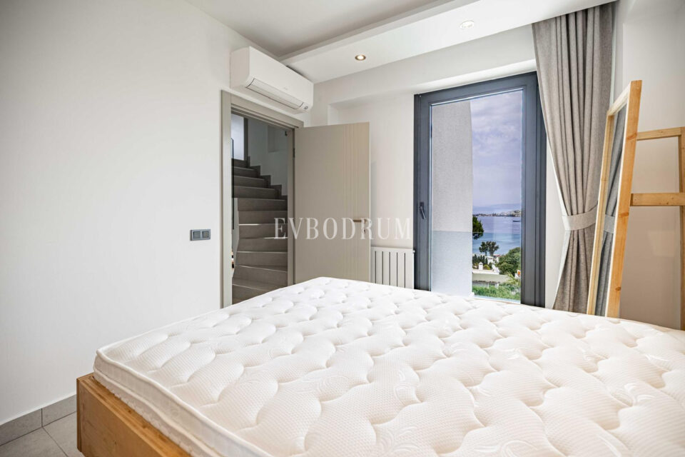 Tamamen yenilenmiş özel havuzlu ve deniz manzaralı müstakil ev – Completely Renovated Detached House With Private Pool 6835B20A2B84F