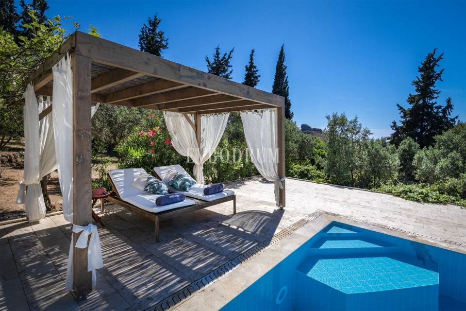 Misafir evi, havuz ve 5.025 m2 peyzajlı bahçesiyle eşsiz villa – Exceptional Villa And Guest House With Large Plot And Pool 689203Bcaf1Dc
