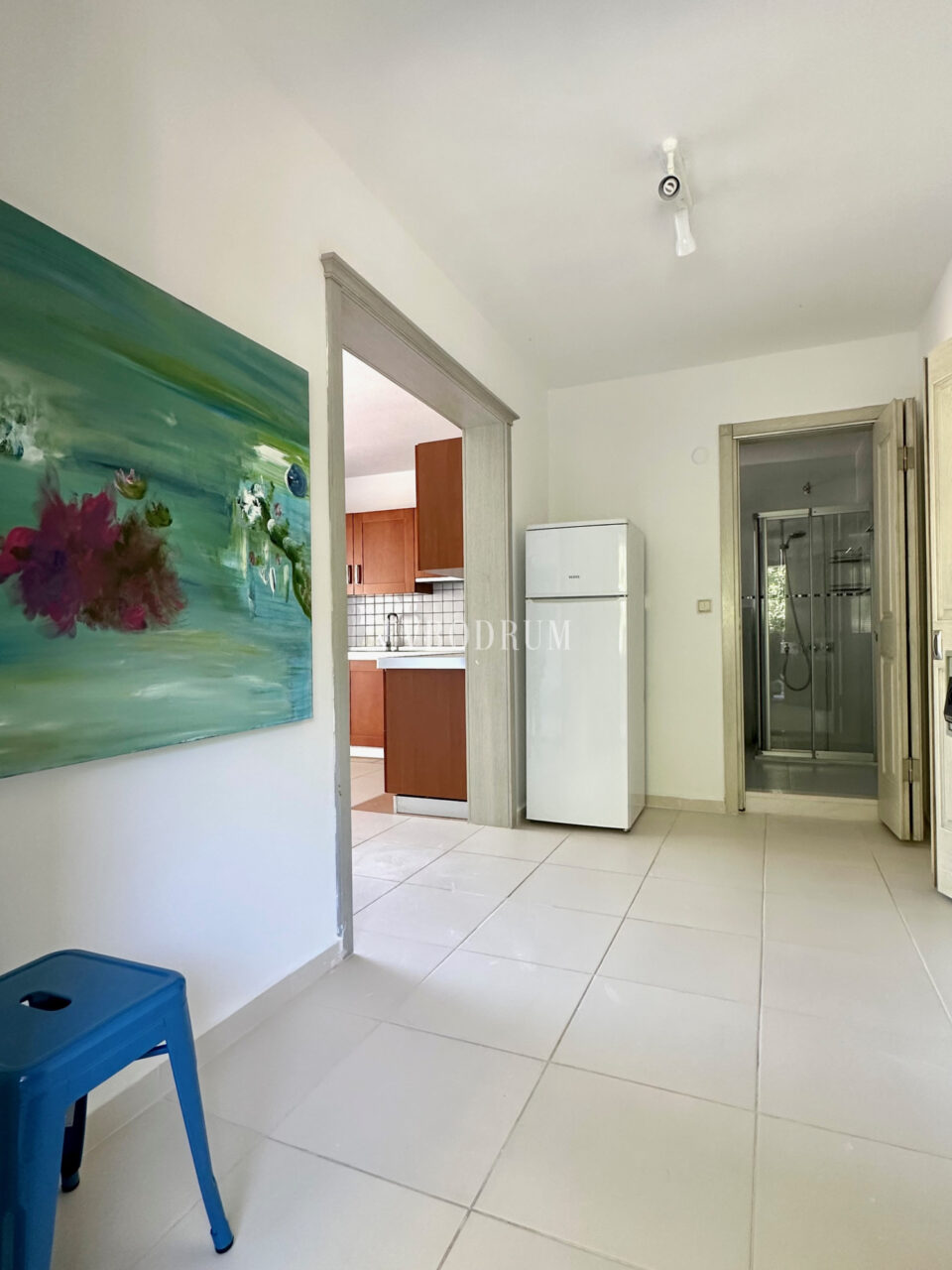 An apartment with beautiful sea views and roof terrace – Img