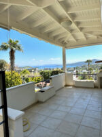 An apartment with beautiful sea views and roof terrace – Img