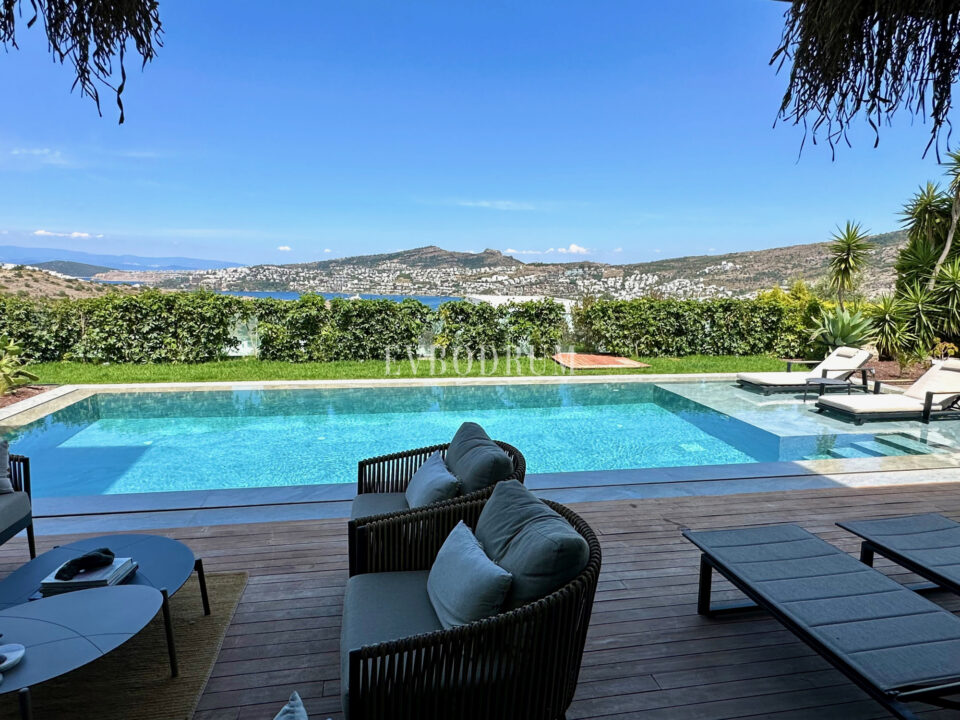 Gündoğan’da manzaralı, havuzlu lüks villa – Img
