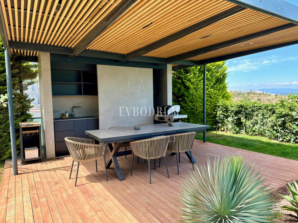 Gündoğan’da manzaralı, havuzlu lüks villa – Img