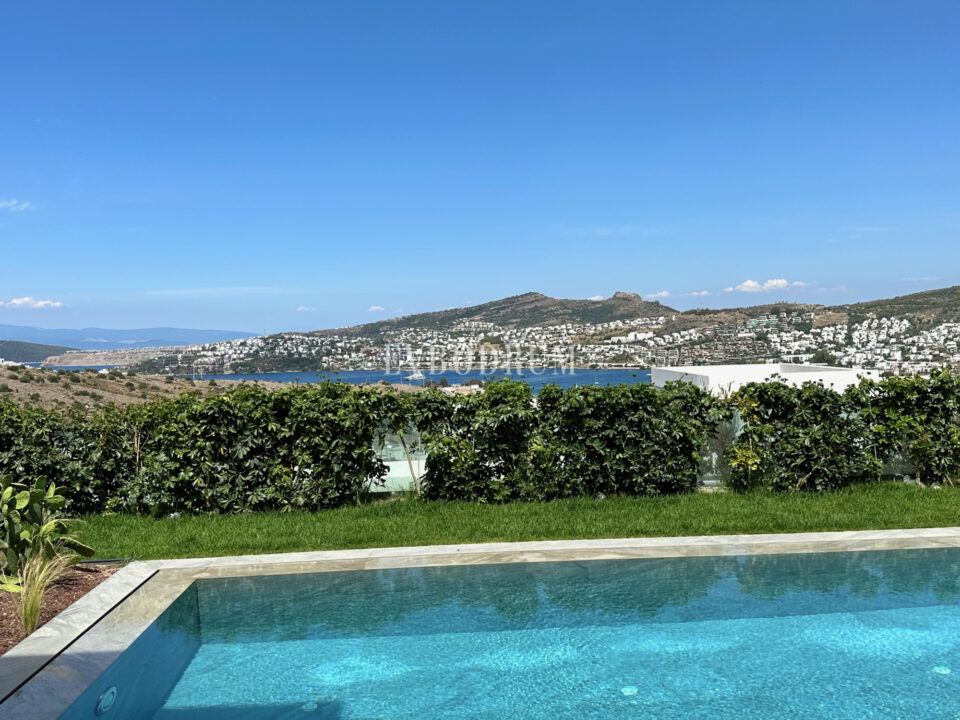 Gündoğan’da manzaralı, havuzlu lüks villa – Img