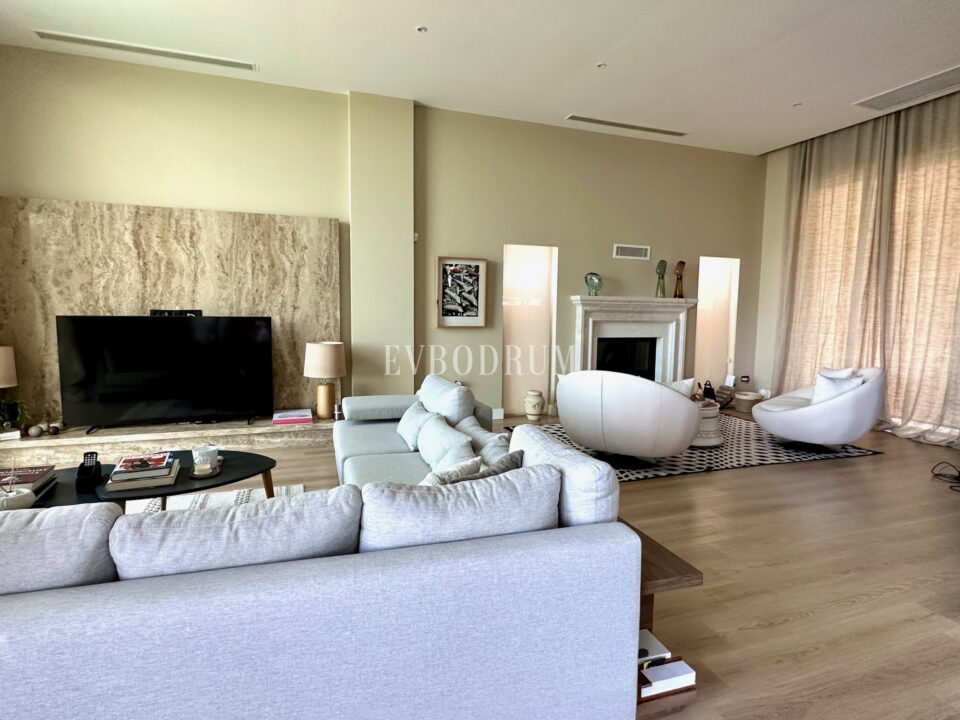 Gündoğan’da manzaralı, havuzlu lüks villa – Img