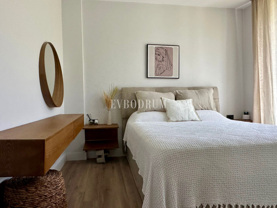 Gündoğan’da manzaralı, havuzlu lüks villa – Img