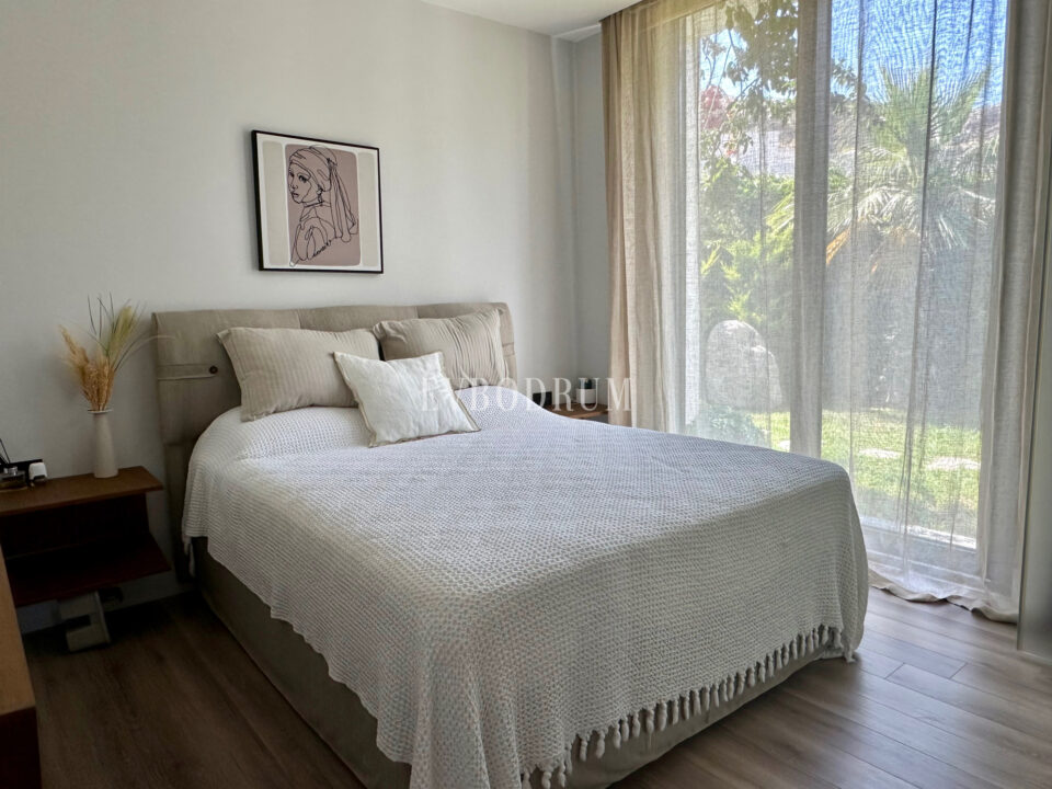 Gündoğan’da manzaralı, havuzlu lüks villa – Img