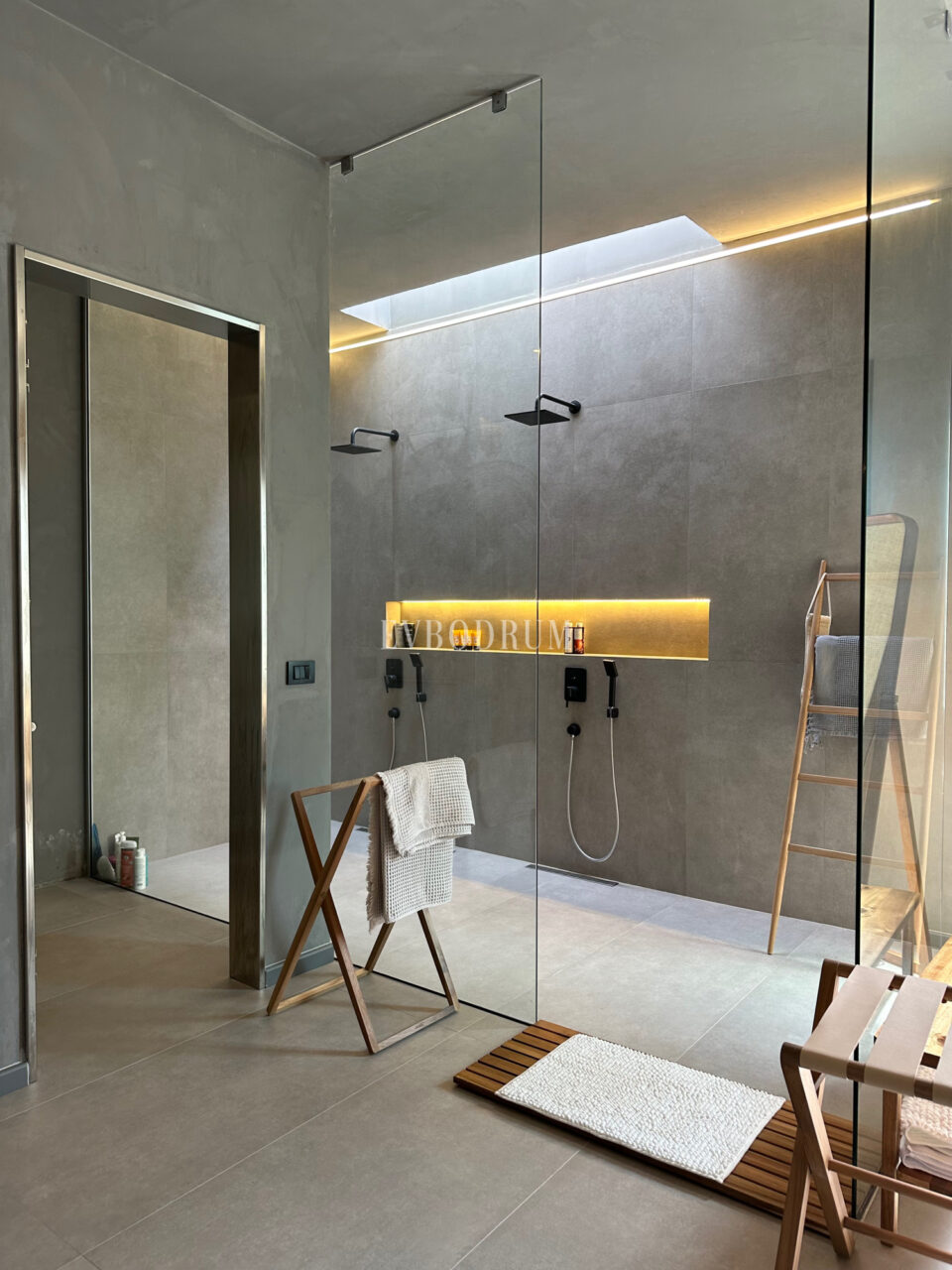 Gündoğan’da manzaralı, havuzlu lüks villa – Img