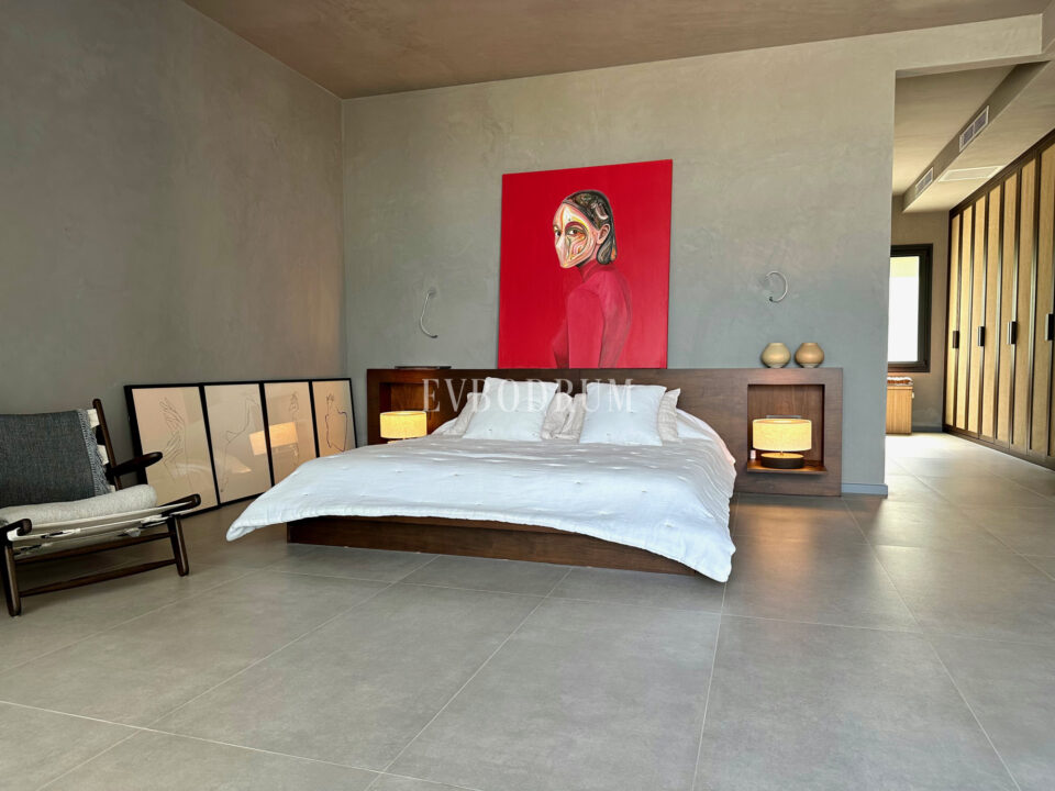 Gündoğan’da manzaralı, havuzlu lüks villa – Img