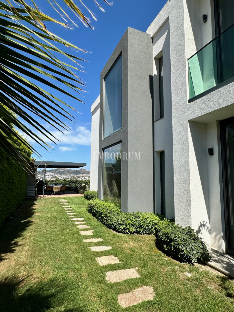 Gündoğan’da manzaralı, havuzlu lüks villa – Img