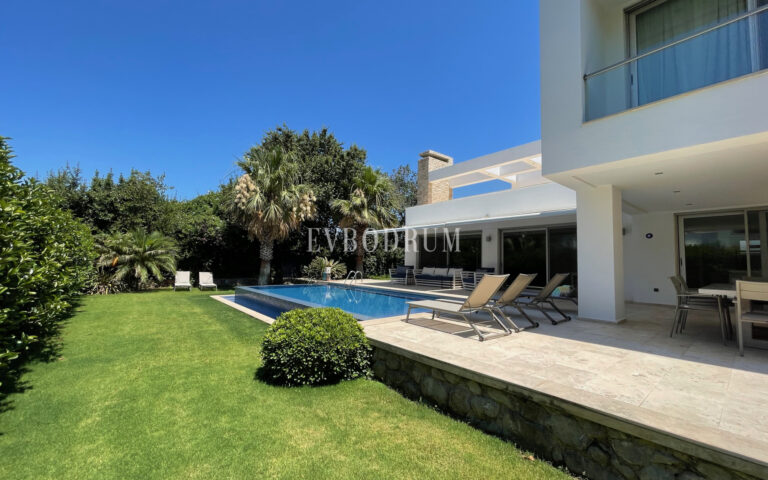 Havuzlu Yeni Villa, Sahile 5 Dakika Yürüme Mesafesinde, Haftalık Kiralık – Img