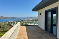 Yalıkavak'ta Marina Manzaralı Yeni Tamamlanmış Villa