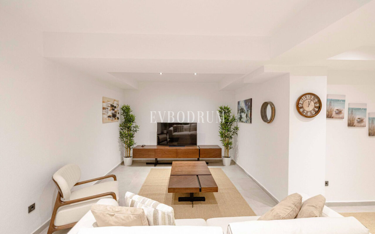 Yalıkavak'ta Marina Manzaralı Yeni Tamamlanmış Villa