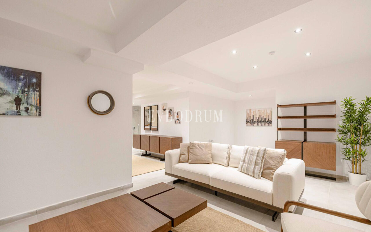 Yalıkavak'ta Marina Manzaralı Yeni Tamamlanmış Villa