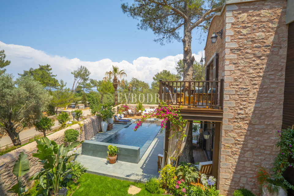 Torba’da yeni tamamlanmış, havuzlu villa – Newly Finished Villas In Torba 6836Fa7004Ac8