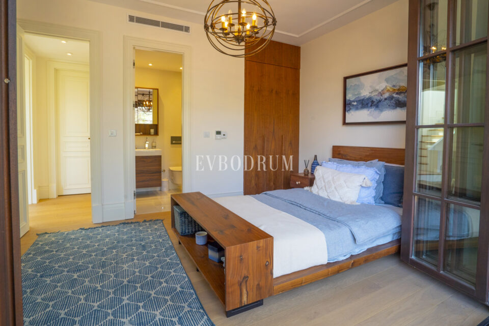 Torba’da yeni tamamlanmış, havuzlu villa – Newly Finished Villas In Torba 6836Fa9686A84