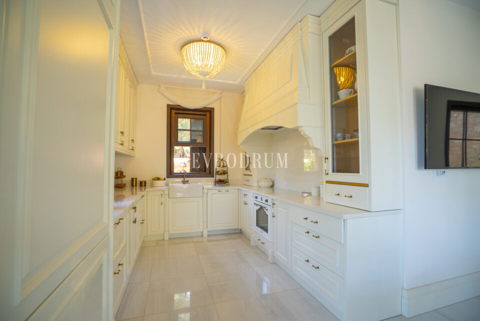 Torba’da yeni tamamlanmış, havuzlu villa – Newly Finished Villas In Torba 6836Faaf62748