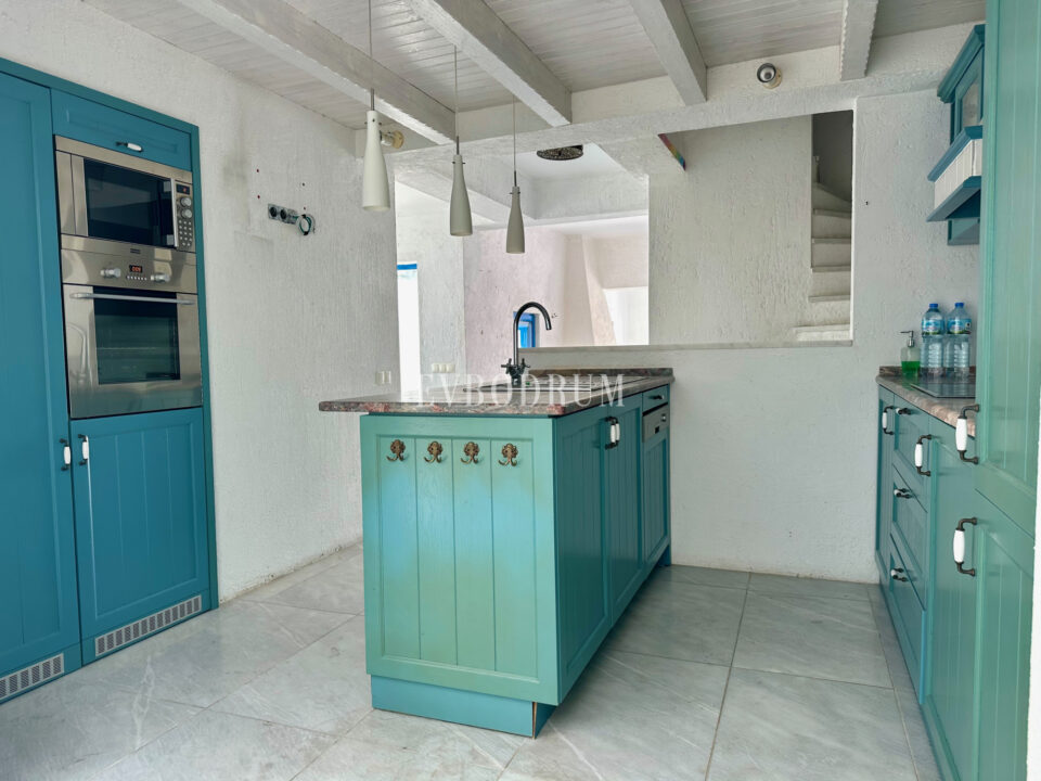 Bodrum’un kalbinde teraslı, orijinal Bodrum evi