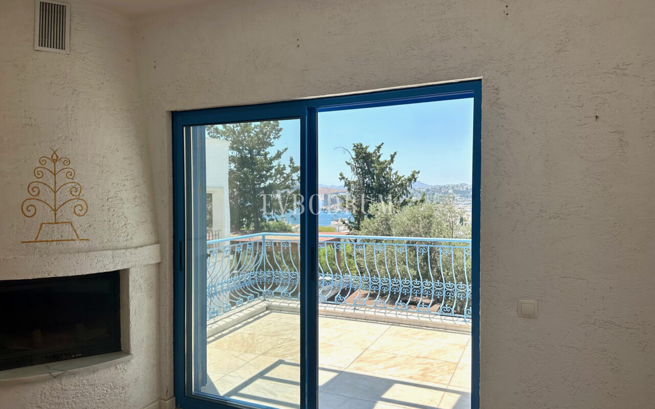 Bodrum’un kalbinde teraslı, orijinal Bodrum evi