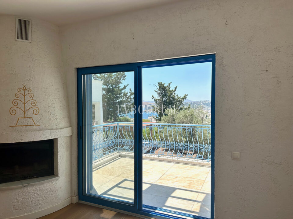 Bodrum’un kalbinde teraslı, orijinal Bodrum evi